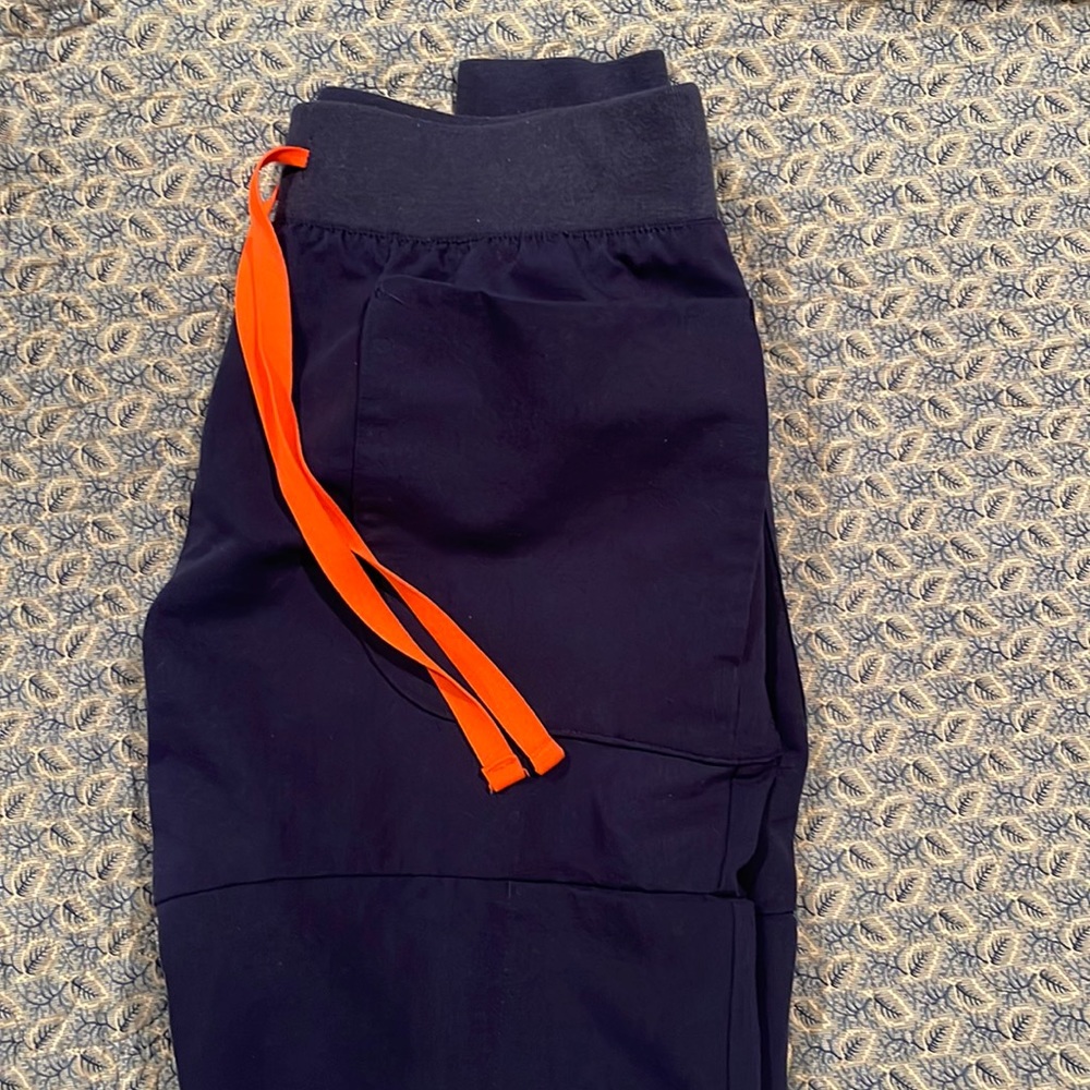 FIGS Nepal navy scrubs XS